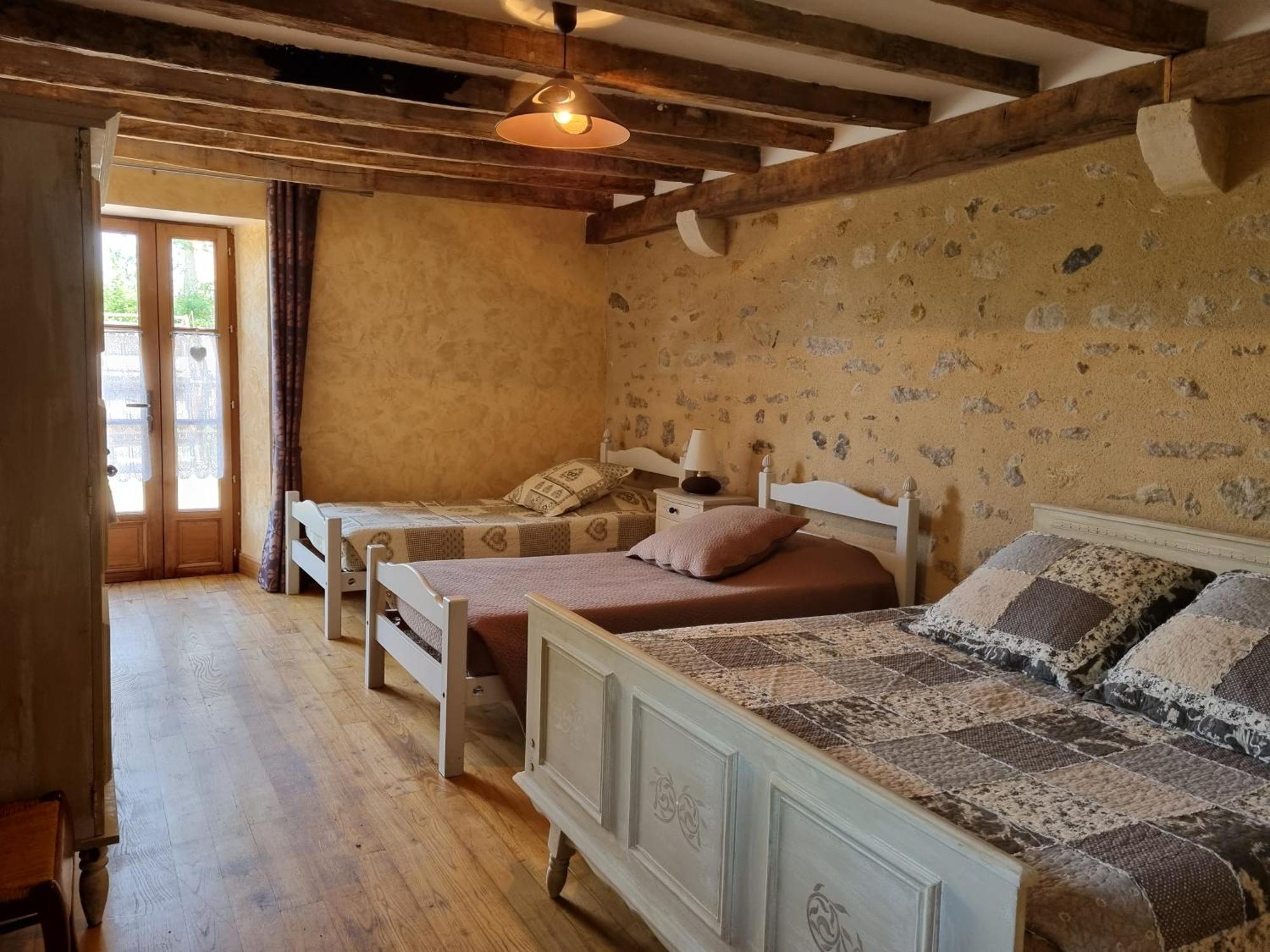 Domaine De La Rue Bed and Breakfast La Berthenoux Eksteriør billede